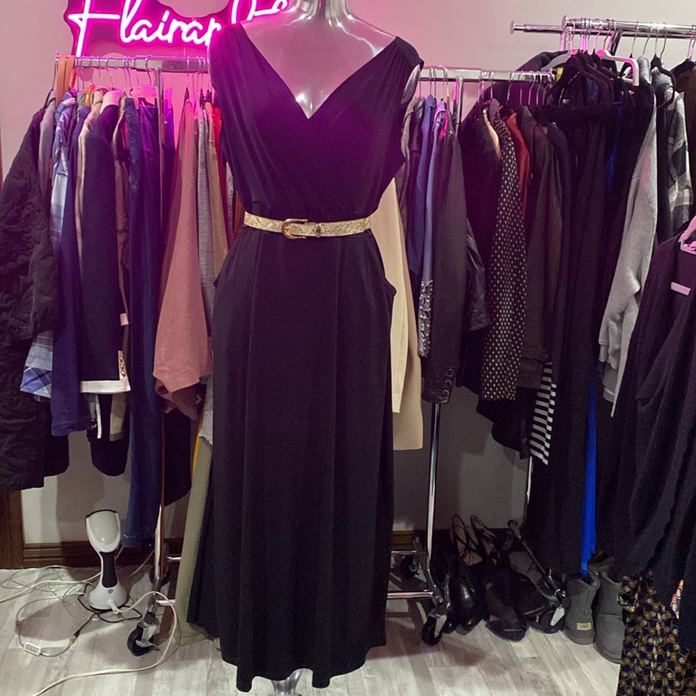 Kim & Co. - Black Maxi - Pockets Ptp 22 To 24”- no belt